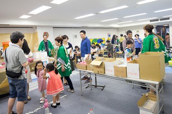 アオバ祭りの様子